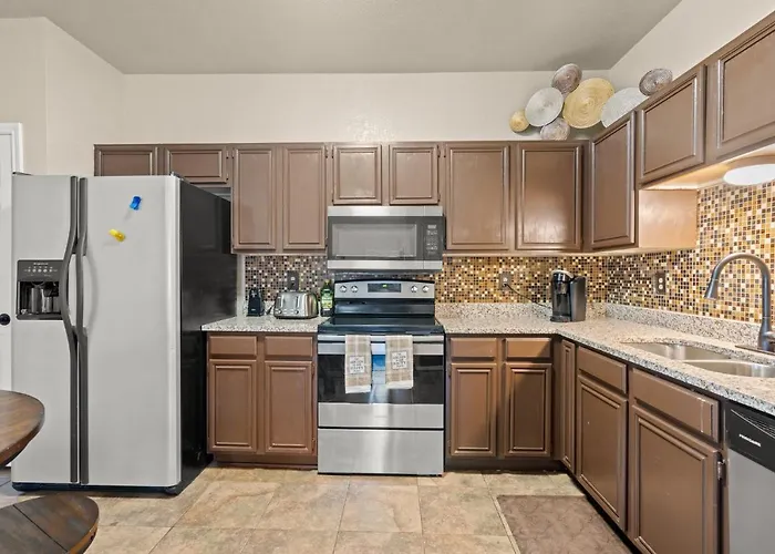 Bed & Breakfast Ethernet Staycation Extended Transition Lodging *